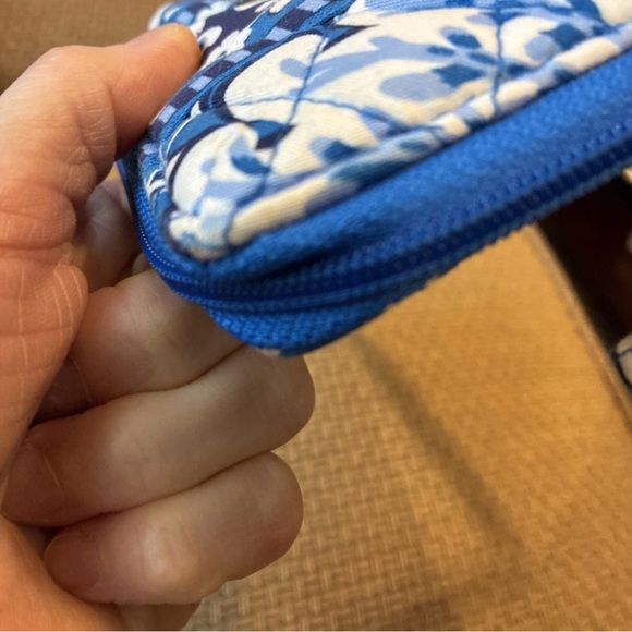Vera Bradley Blue Lagoon small wristlet wallet - Picture 12 of 12
